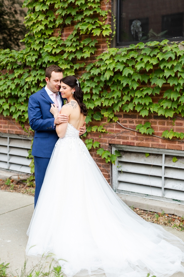 Room 1520 Chicago Wedding from Alexandra Lee Photography (38)