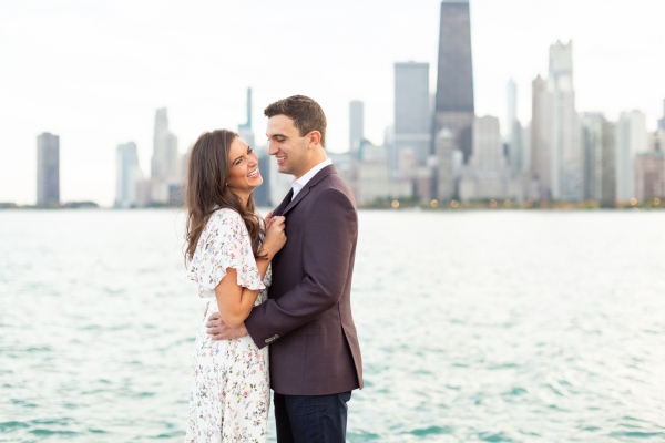 Brittany-and-Scott-Pen-and-Lens-photography-Chicago-photographer-North-Avenue-Beach-Engagement-Session-29