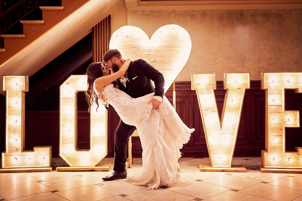 chicago-wedding–photographer-love-web