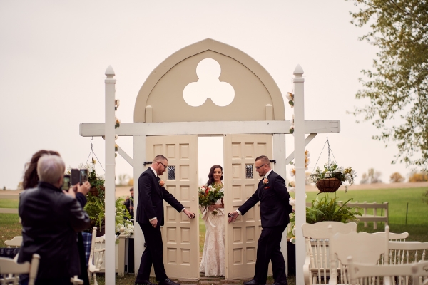 farmington-lake-wedding-chicago-suburbs_0101