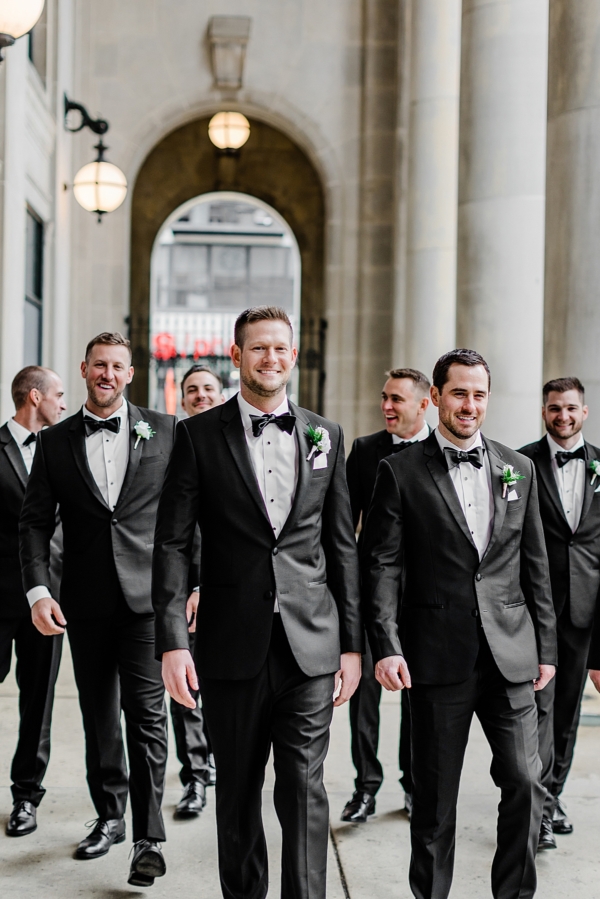 Classy Chicago Spring Wedding at the Industrial City Hall Events_0188