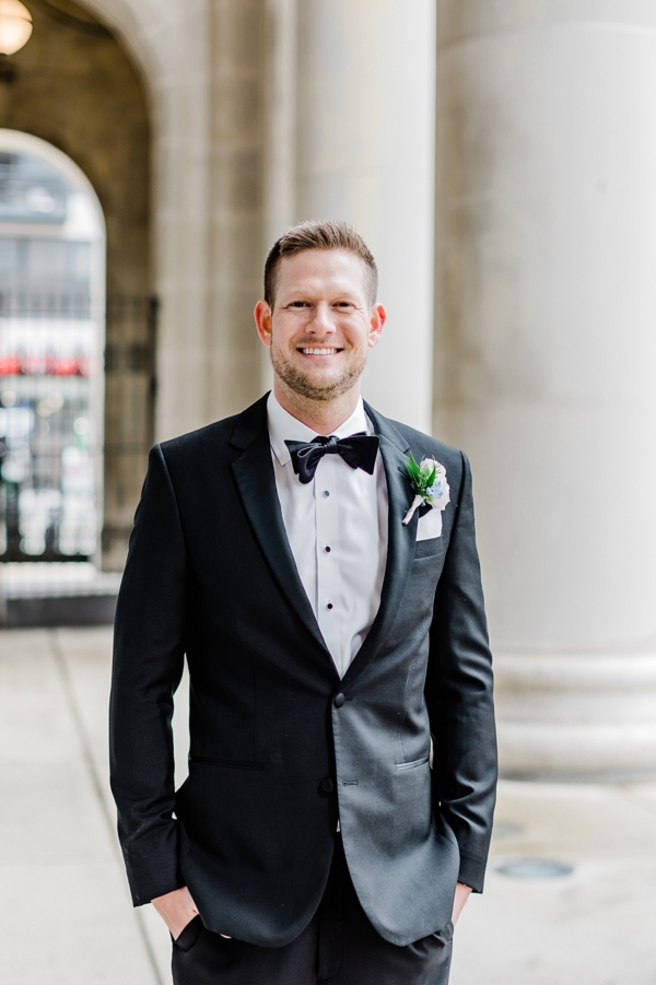 Classy Chicago Spring Wedding at the Industrial City Hall Events_0190