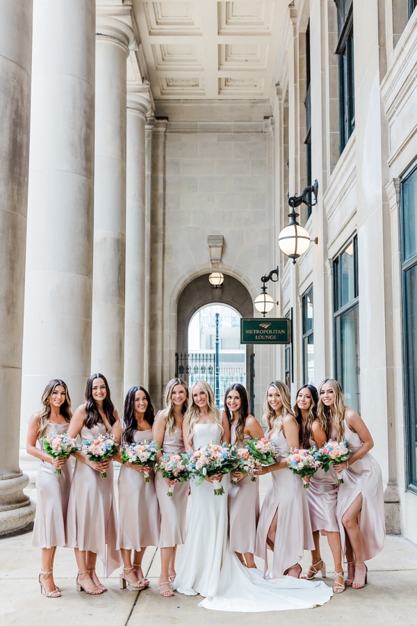 Classy Chicago Spring Wedding at the Industrial City Hall Events_0198