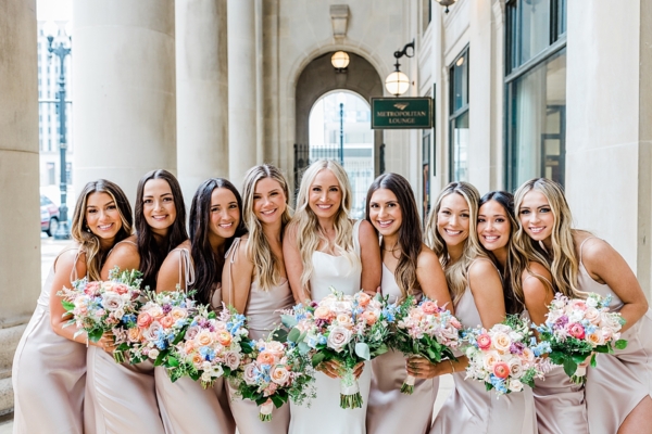 Classy Chicago Spring Wedding at the Industrial City Hall Events_0200