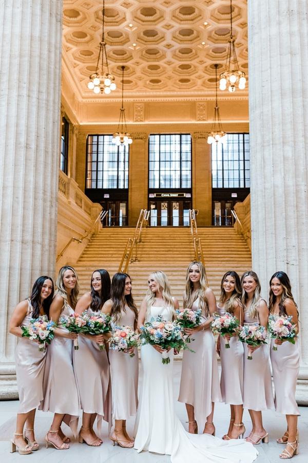 Classy Chicago Spring Wedding at the Industrial City Hall Events_0205