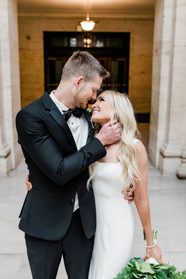 Classy Chicago Spring Wedding at the Industrial City Hall Events_0215