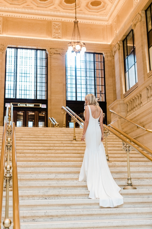 Classy Chicago Spring Wedding at the Industrial City Hall Events_0216