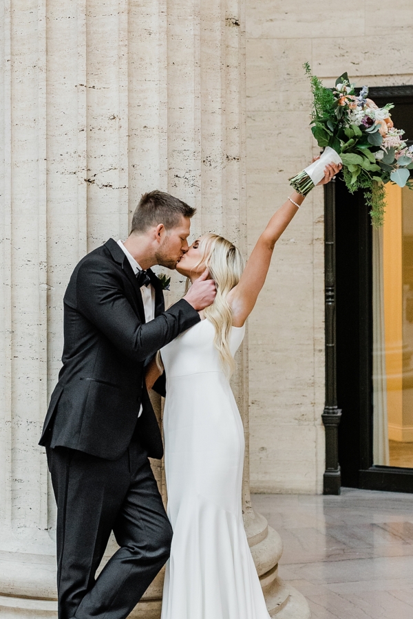 Classy Chicago Spring Wedding at the Industrial City Hall Events_0217