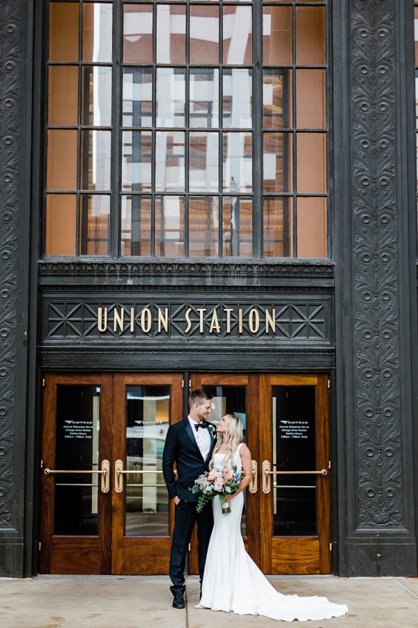 Classy Chicago Spring Wedding at the Industrial City Hall Events_0228