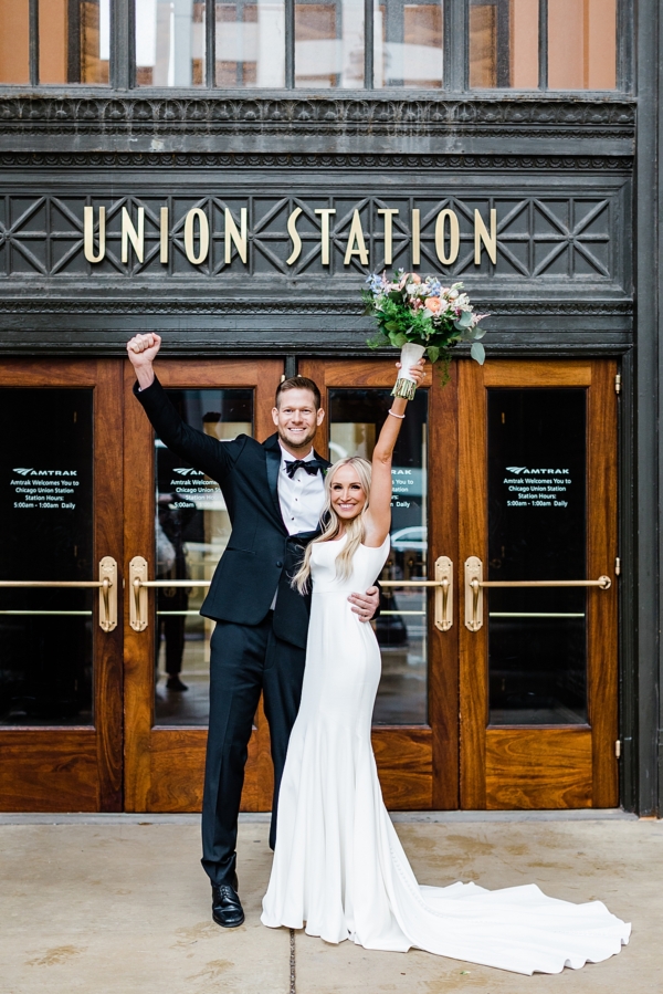 Classy Chicago Spring Wedding at the Industrial City Hall Events_0230