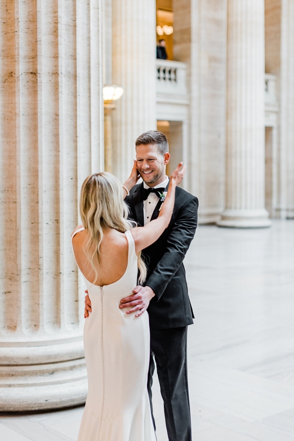 Classy Chicago Spring Wedding at the Industrial City Hall Events_0244