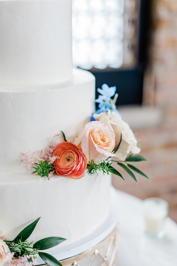 Classy Chicago Spring Wedding at the Industrial City Hall Events_0276