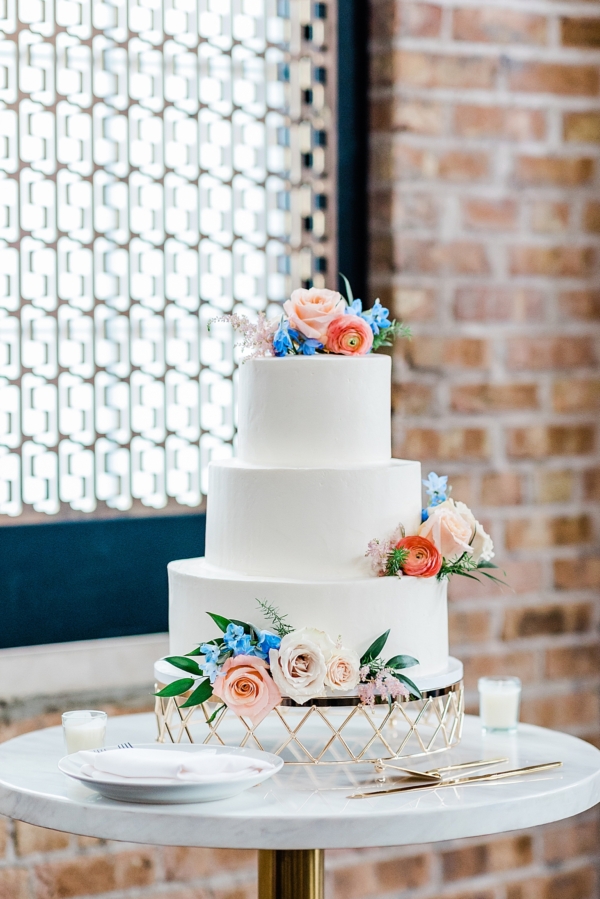 Classy Chicago Spring Wedding at the Industrial City Hall Events_0277