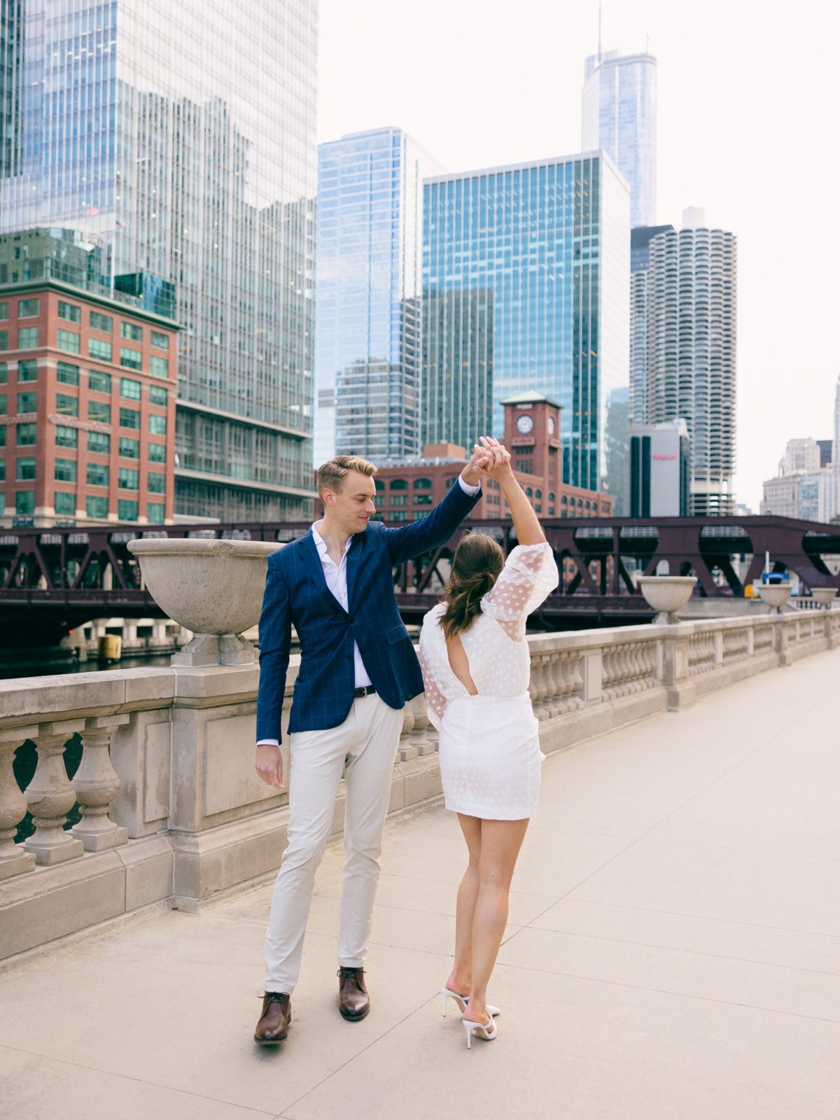 A Fashion Editorial Themed Engagement Session in Lincoln Park ...